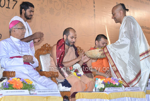 Akshaya Patra ..